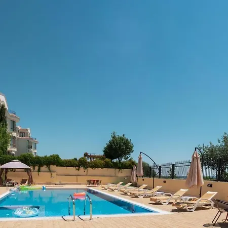 Horizon 2 'б-' * Sveti Vlas